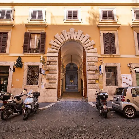 Decharme With Terrace In Monti Rome