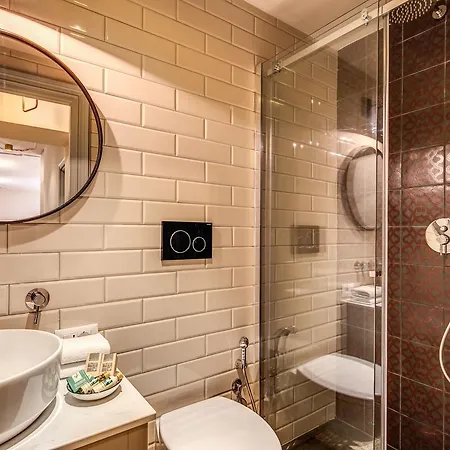 Decharme With Terrace In Monti Appartement Rome